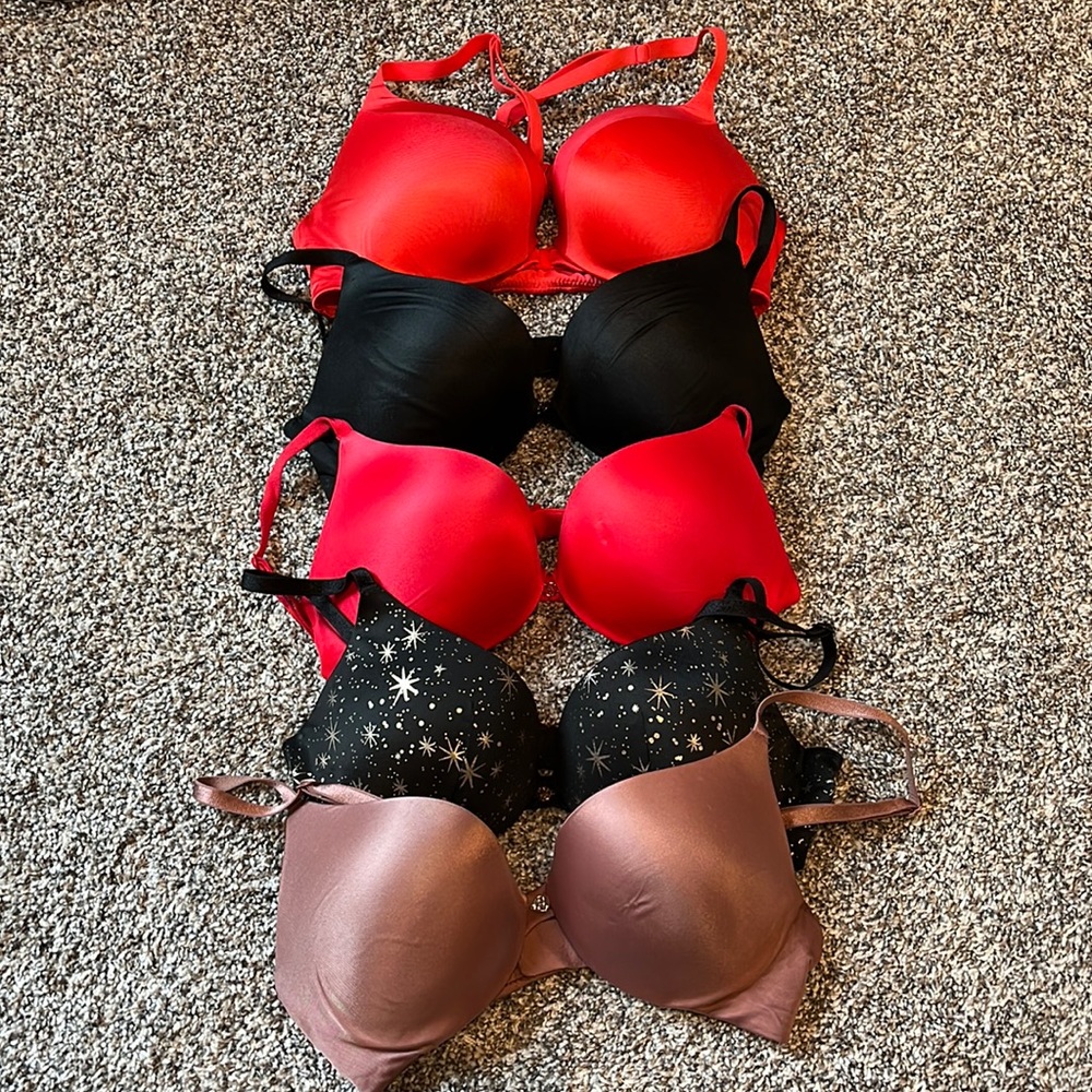 Victoria Secret Very Sexy Push-Up Bras size 34B